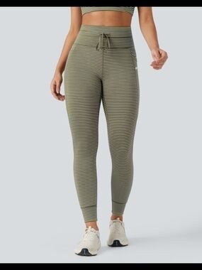 Striped Yoga High-Waist Dressing Olive Leggings With Pockets